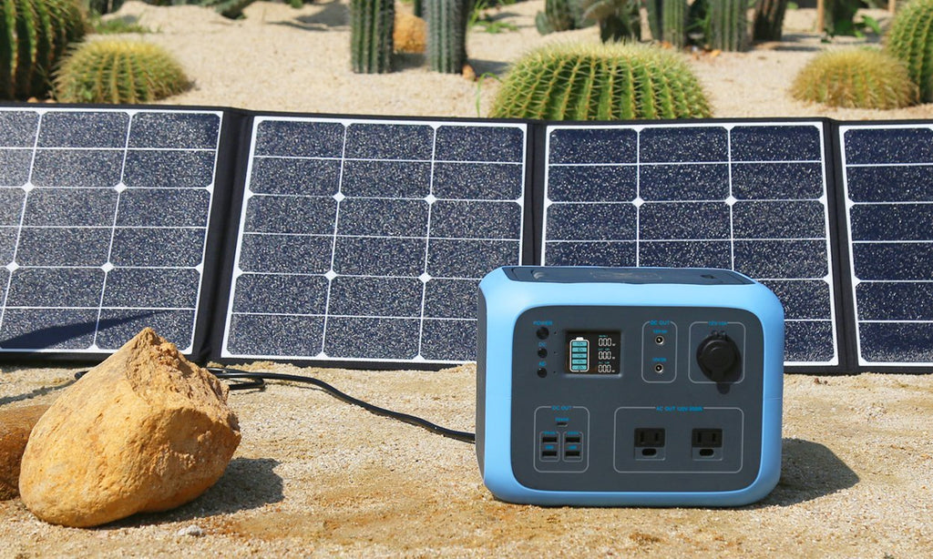 Bluetti AC50S 500Wh/300W and solar panel Front side